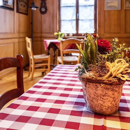 Altes Pfarrhaus * Vöhrenbach