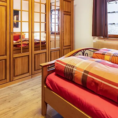 Altes Pfarrhaus Holiday home Vohrenbach