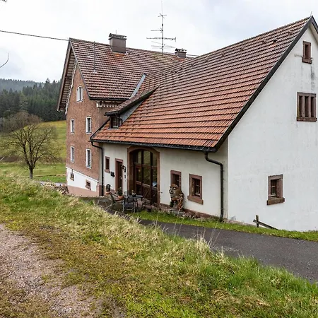 Altes Pfarrhaus * Vohrenbach